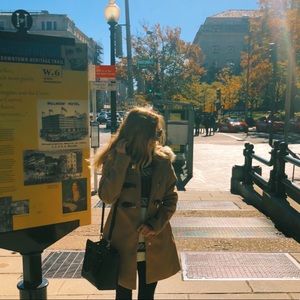 Meet your Posher, Jayne